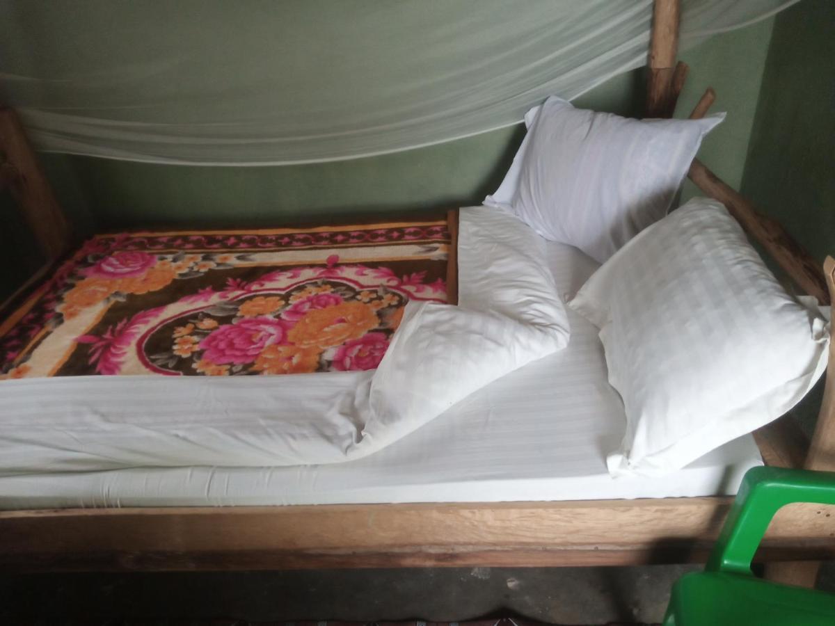 Lake Lyantonde Eco Campsite Original Fort Portal Εξωτερικό φωτογραφία